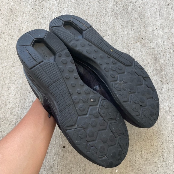 Nike Womens In Season TR 8 AA7773-002 Black Running size 11 - Picture 4 of 9